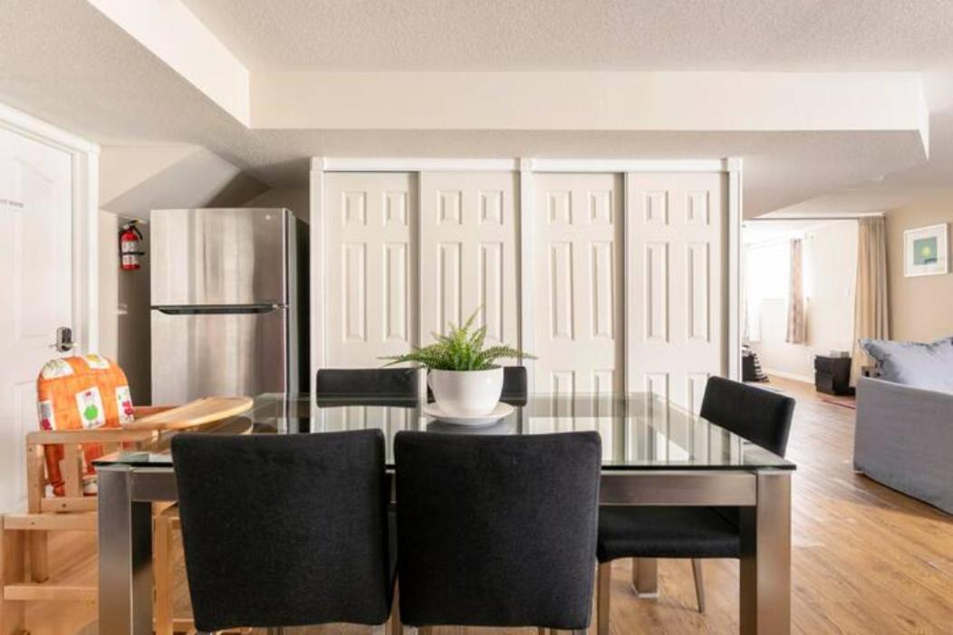 Self Check-In Spacious Apartment With Full Kitchen Ottawa Esterno foto