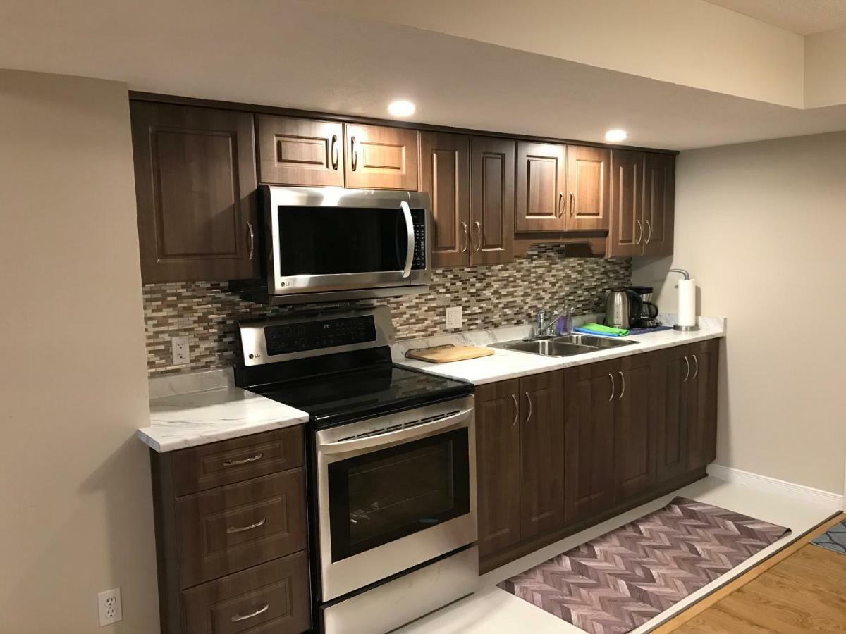 Self Check-In Spacious Apartment With Full Kitchen Ottawa Esterno foto